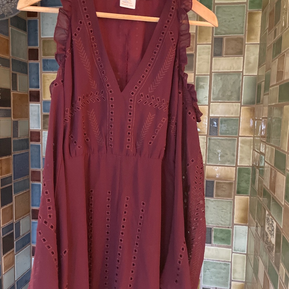 FoxieDox burgundy maxi